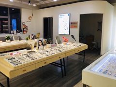 -康利眼镜·蔡司战略合作店(龙泉书房店)