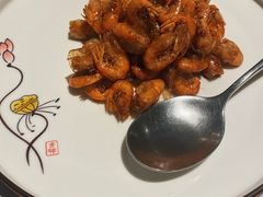 油爆小河虾-屋里厢上海菜馆