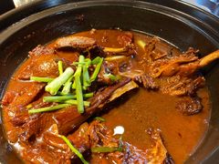 老鸭四脚煲-亚哈饭店(梅园新村小区店)