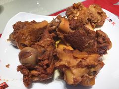 -吴记酱骨炖菜馆(西大直街店)