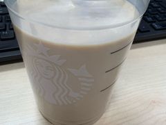 -星巴克(上海长宁来福士1F店)