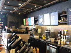 -星巴克臻选(青岛麦凯乐分店)