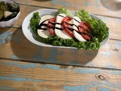 马苏里拉奶酪番茄沙拉-Cafe Alice咖啡爱丽丝(奥城店)