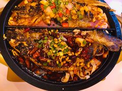 -鸣记脆皮烤鱼·海鲜烤鱼(三八广场店)