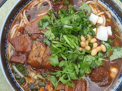-牛师傅牛肉面(尚隆路店)