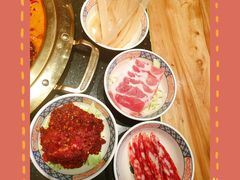 -周小明火锅(黑金冠社区店)