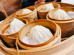 鸡汁鲜肉小笼汤包-南小馆(迪士尼小镇店)