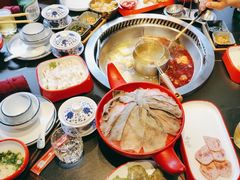 -醉董牛川派鲜肉自选火锅(烟台店)