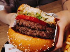 -The Habit Burger Grill 哈比特汉堡(复兴soho店)