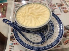 -广信牛奶甜品世家(台东店)