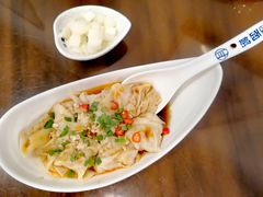 自制酸萝卜-佳面馆·竹升云吞面·爽鱼皮·牛腩面(易发店)