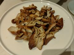 -春发生饭店·非遗(南院门店)