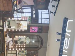 -京北大世界