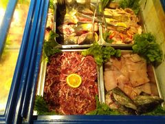 -海吃海喝海鲜烤肉餐厅