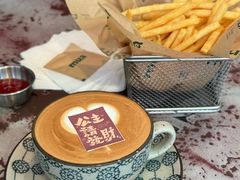 -北平花园·MUA摩造汉堡·北平咖啡(南锣鼓巷胡同店)