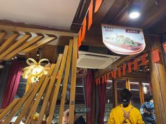 -隔壁老王·家常云南菜(花巷店)