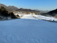 -十三陵雪世界滑雪场