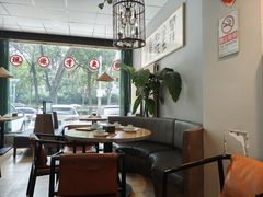 -自贡盐帮菜·玩辣餐厅(樱花园西街店)