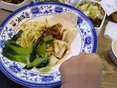 油泼扯面-陕味食族油泼面·小炒盖码面(双榆树店)