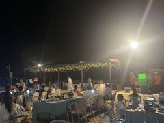 -亚龙湾希尔顿自助餐厅·海鲜·烧烤·沙滩BBQ·现场乐队