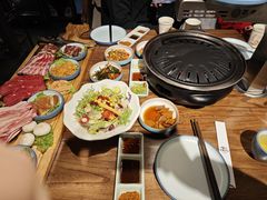 -明洞阿姨·韩式酱蟹烤肉·创意料理(三元桥店)