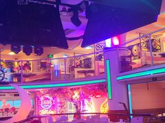 -巴特餐饮6加1音乐餐吧·新疆菜