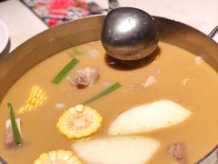 -肥仔文澳门猪骨煲(南京西路店)