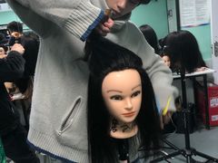 -首脑美容美发化妆美甲培训学校(长沙校区)