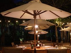 -三亚艾迪逊酒店·海滩烧烤 BARBACOA·现场乐队·浪漫晚餐·烧烤海鲜