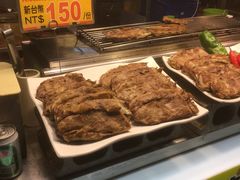 -六合夜市