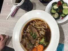 -康师傅私房牛肉面(马泉营奥莱店)