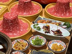 -臻牛烤肉