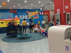 -美吉姆国际儿童发展中心(红谷滩绿地缤纷城中心)