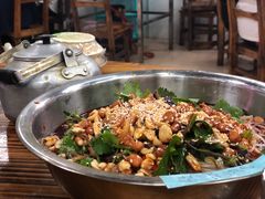-周良天山牛杂城(天山路总店)