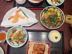 -翔峰炭火鳗鱼(悦泰街里公寓店)