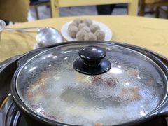 -濠轩阁特色生蚝火锅(水湾路店)