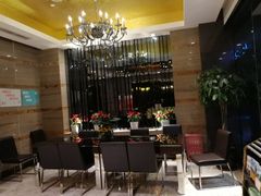 -天豪花香村酒店(贵阳花果园文创园店)