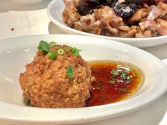 蛋黄狮子头-金春禧·鲁菜海鲜(延吉路万达店)