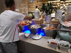 -航空港万怡酒店·万荟轩餐厅(航空港区远航路店)