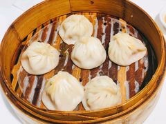 蟹粉汤包-光明邨大酒家(淮海路店)