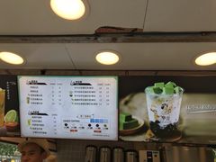 -华言豆腐鲜奶茶(杨家坪店)