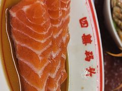 -四囍码头海鲜烧烤自助火锅(外滩南京东路悦荟广场店)