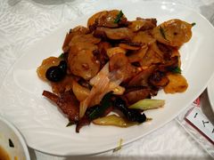 干土豆片炒腊肉-飞鹿餐饮·陕南菜(北关店)