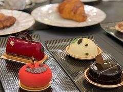 -Salon de The de Joel Robuchon(外滩18号店)