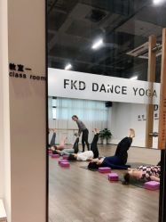 -防空洞舞蹈·瑜伽