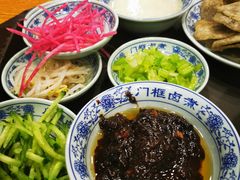 -门框胡同百年卤煮(新街口店)