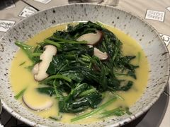 -穹六人间 people 6(岳阳路店)