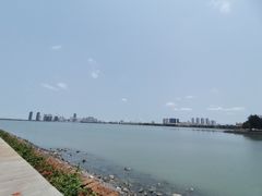 -万绿园