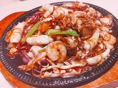 -小船渔村•大连菜•大连焖鱼(黄河路店)