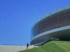 -郑东新区龙湖公共艺术中心